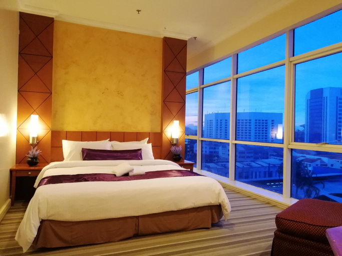 Bedroom 3, StayInn Gateway Hotel Apartment, Kuching