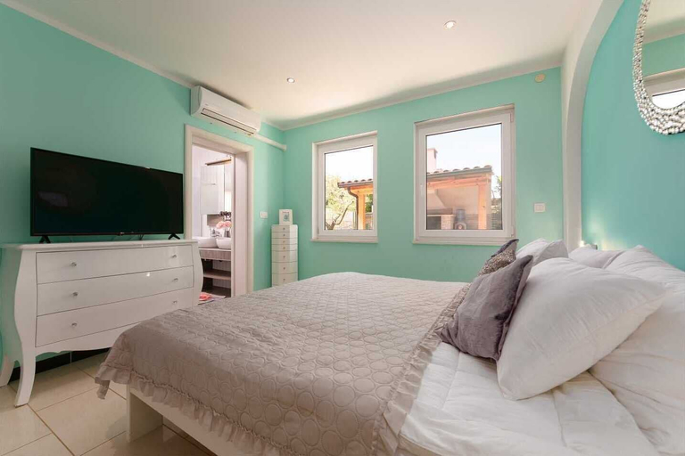 Bedroom 2, Villa Deep, Poreč