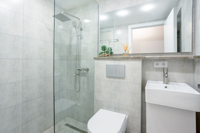 Bathroom 5, 더 트빌리시 포드, Tbilisi