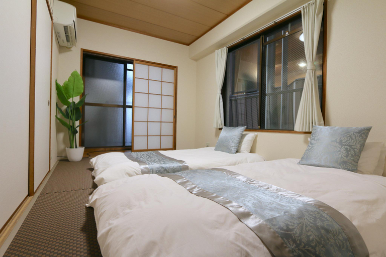 Others 4, EG33 Elizabeth Garden Nippombashi, Osaka