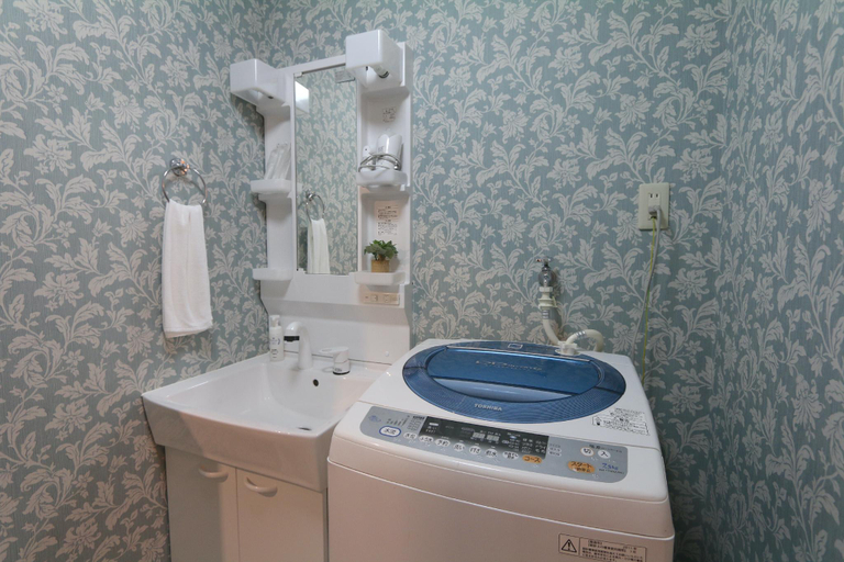 Bathroom 3, EG33 Elizabeth Garden Nippombashi, Osaka