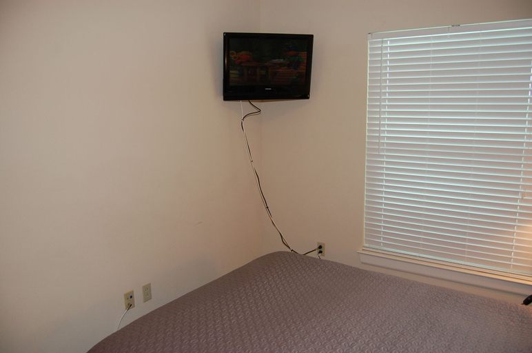 Public Area, Legacy II 1106, Harrison