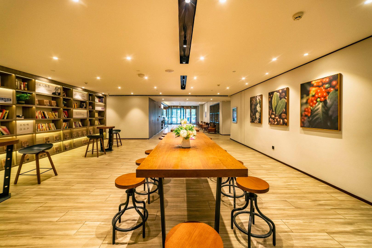 Food & Drinks 5, Hanting Hotel Qingdao May Fourth Square Olympic Sailing Center, Qingdao