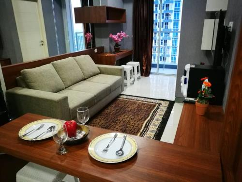 Cozy 2Bedroom Apartment at La Riz Mansion, Surabaya