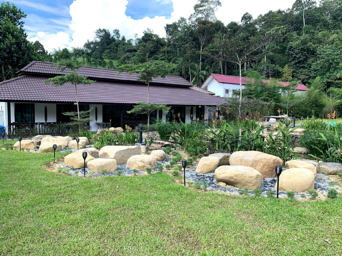 Charis Villa 3 - 2 Queen Bedroom Villa Near River, Bentong