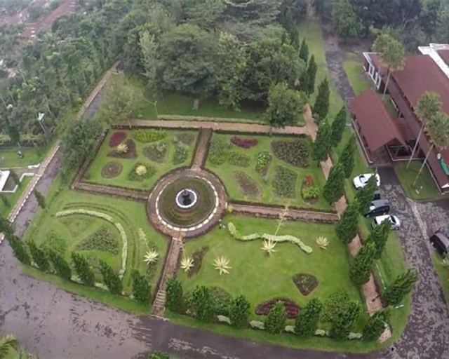 Public Area 3, Kebun Teh Rollaas Hotel & Resort, Malang