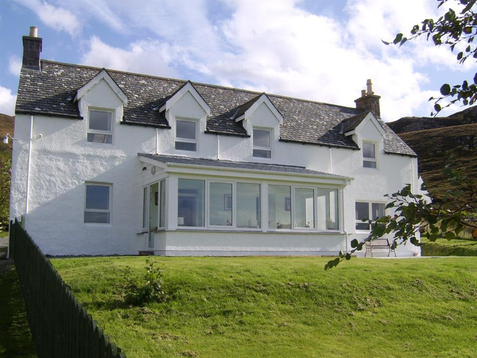Exterior & Views 2, Croft Cottage, Highland