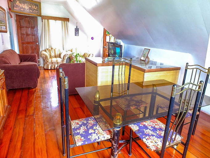 Interior view 2, Baguio homey 2-bedroom + attic room w/ balcony, Baguio City