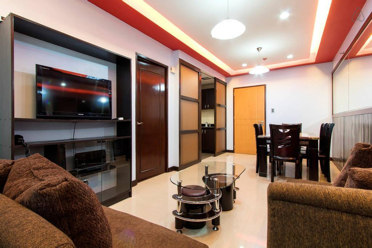 Cozy Serviced Condo Best Location Eastwood, Quezon City