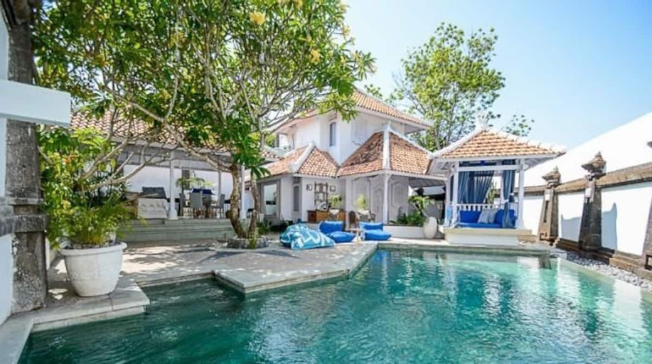 Villa Kita with Private Pool, Badung