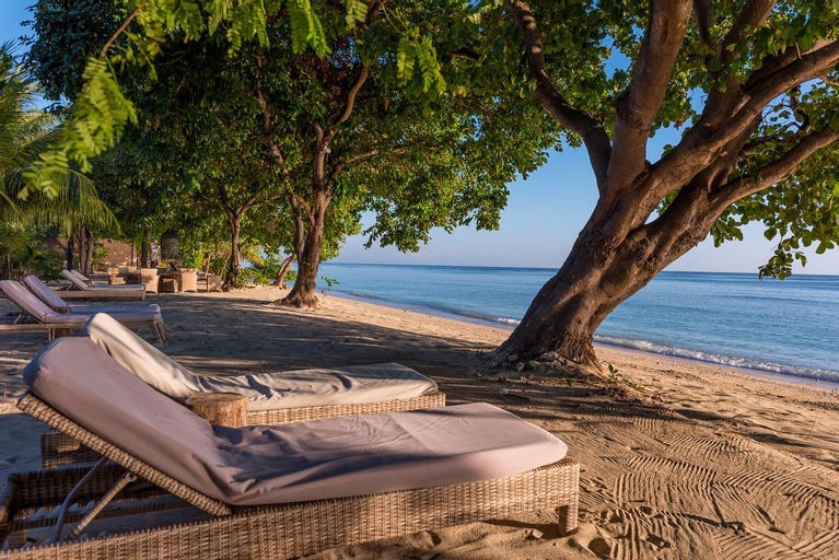 Romantic One Bedroom Villa 50m To Pristine Beach, Lombok