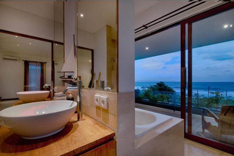 Bedroom 3, Villas 5 BR Suitable and Comfortable Beach Front, Gianyar