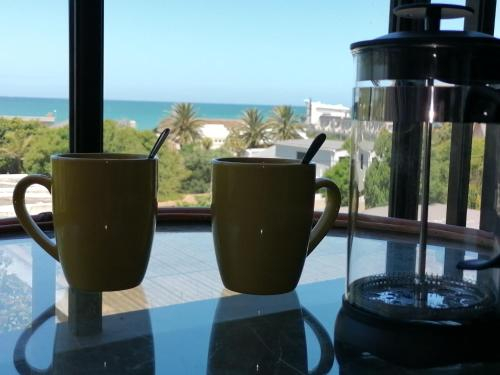 Modern Jeffreys Bay apartment with a view., Cacadu