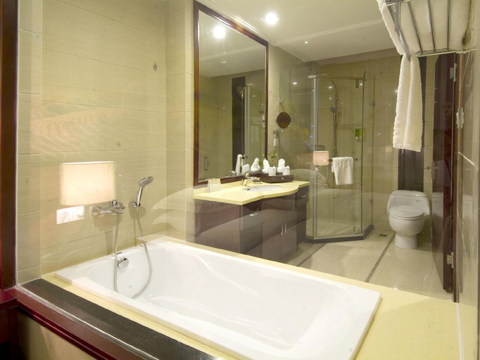 Bathroom 3, Guilin Longsheng Huamei International Hotel, Guilin