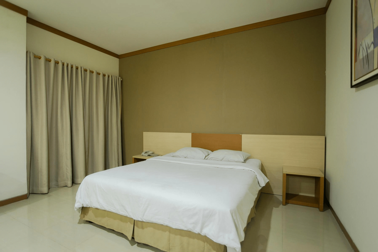 Bedroom 2, Delta Sinar Mayang Hotel & Convention Hall, Sidoarjo
