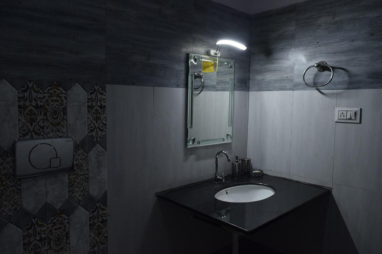 Bathroom 2, White Coral Beach Resort, South Andaman