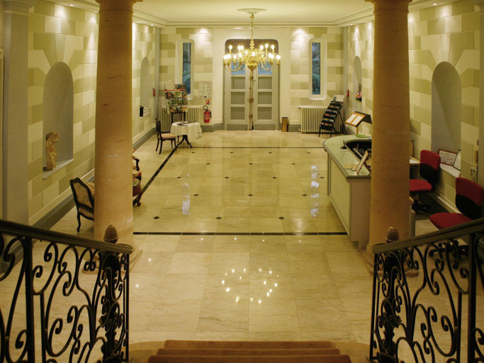 Public Area 4, Hotel Le Manoir de Bellerive, Dordogne