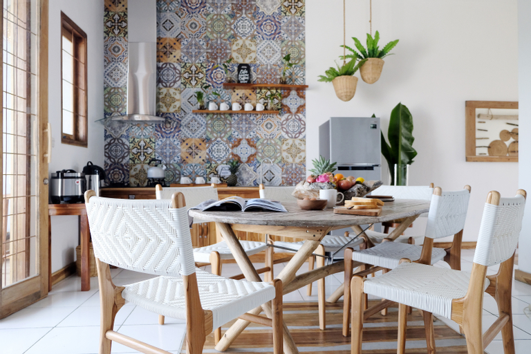 Dining Room 24