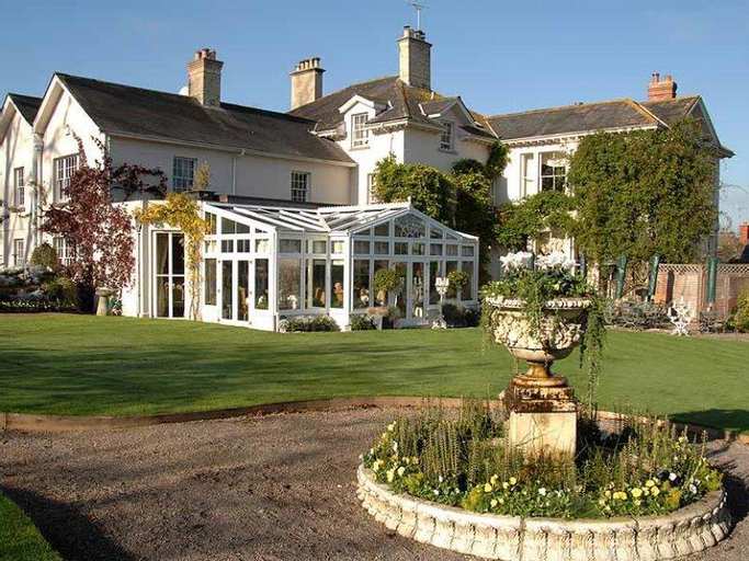 Summer Lodge Country House Hotel, Dorset