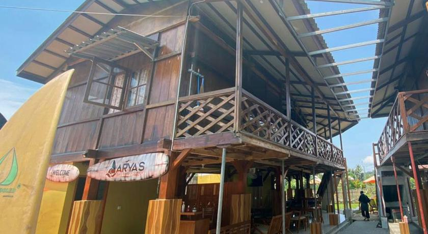 Arya's Surf Camp, Sukabumi