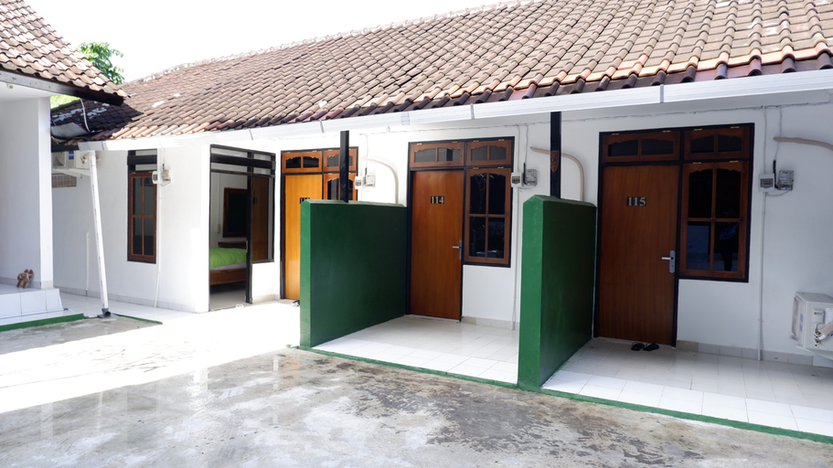 Public Area, Pusana Village, Badung