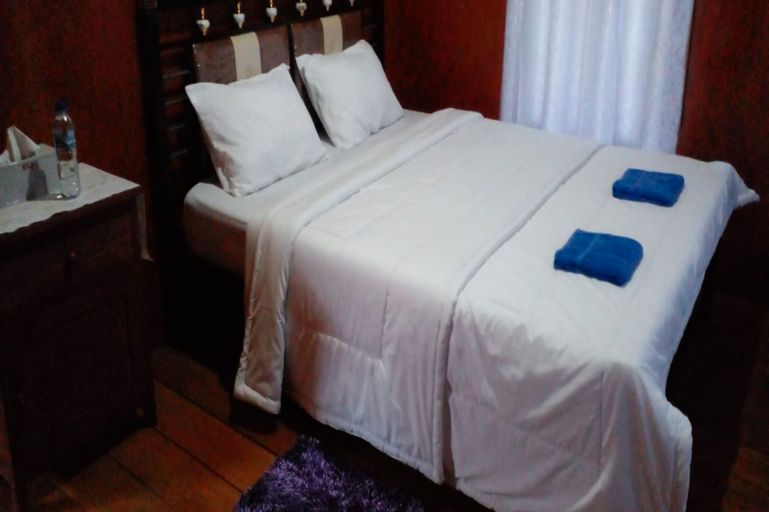 Bedroom 4, Watu Buru Victory Cottage, Ende