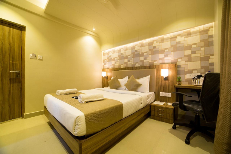 Bedroom 3, Hotel Plaza Heights, Bangalore