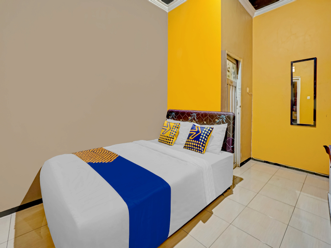 SPOT ON 90664 Adem Ayem Homestay (temporarily closed), Malang