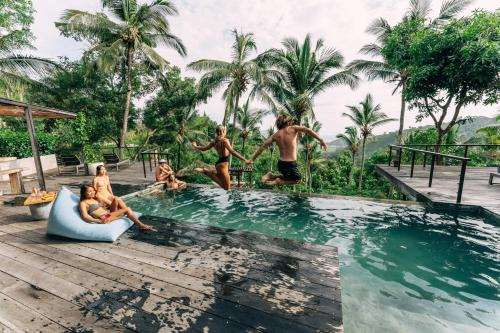 Kirikan Villas - Luxury Seaview Pool Villas, Lombok