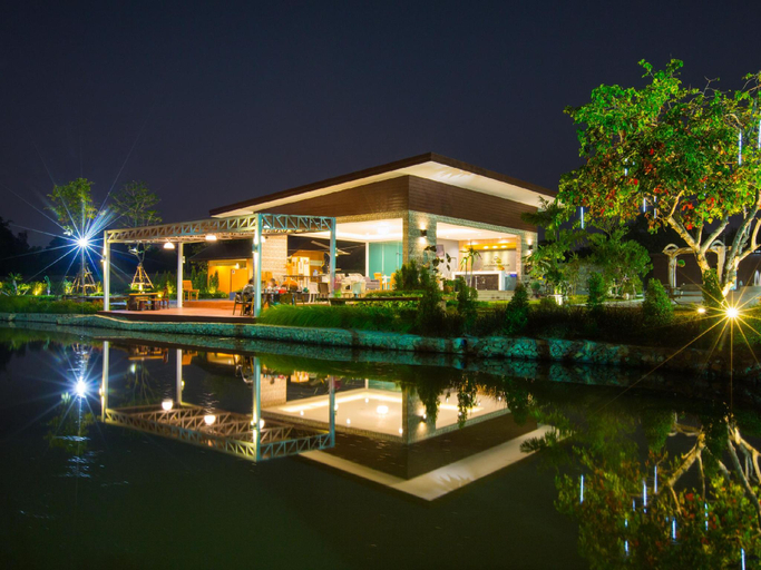 Public Area 2, Bua Tara Resort, Pattaya