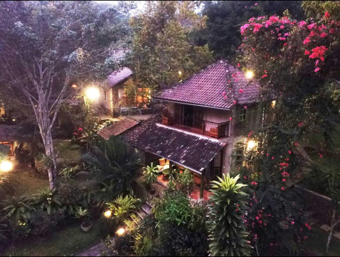 Exterior & Views 2, Mi Casa Ijen Guest House, Banyuwangi