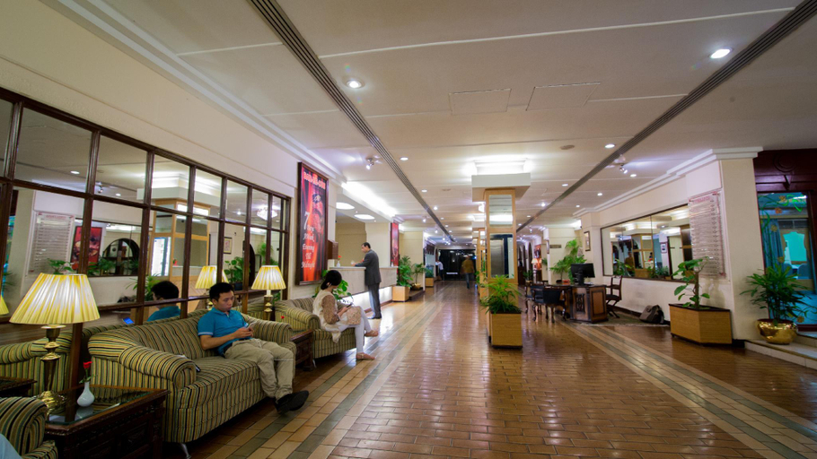 Public Area 2, Hotel Mehran, Karachi