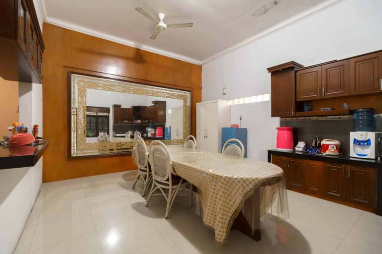 Koolkost Syariah 1000 House (Minimum Stay 6 Nights), Medan