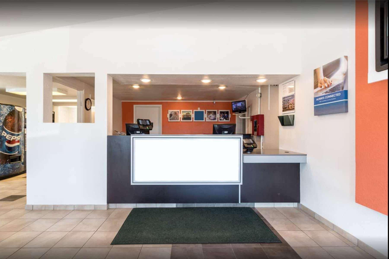 Public Area 2, Travelodge by Wyndham Lansing, Eaton