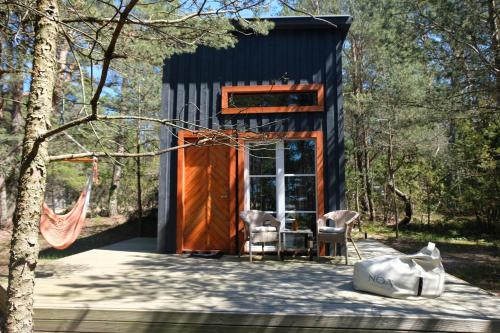 5, Kalana Kapteni Beach House, Kõrgessaare