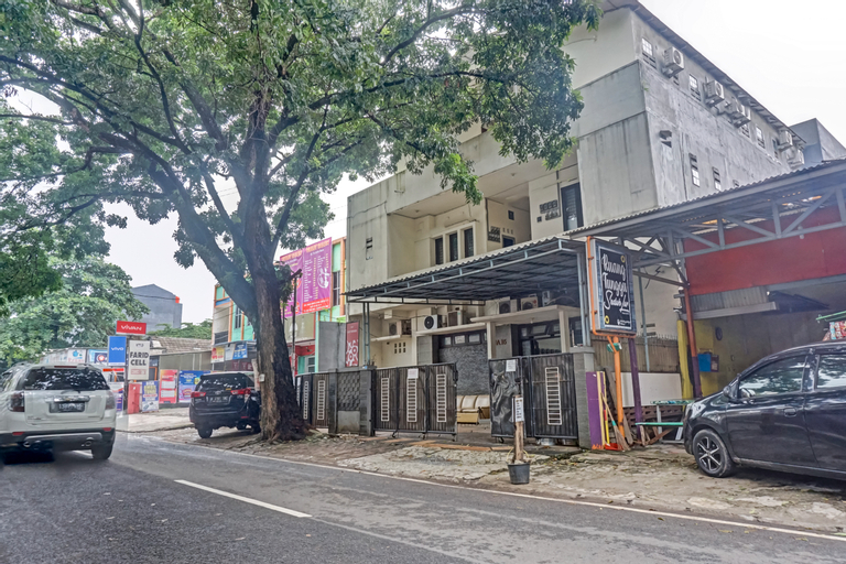 OYO 90689 Lily House, Tangerang Selatan