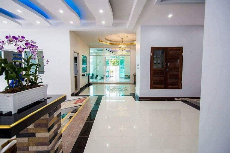 Public Area 2, The Linux Garden Hotel, Muang Yala