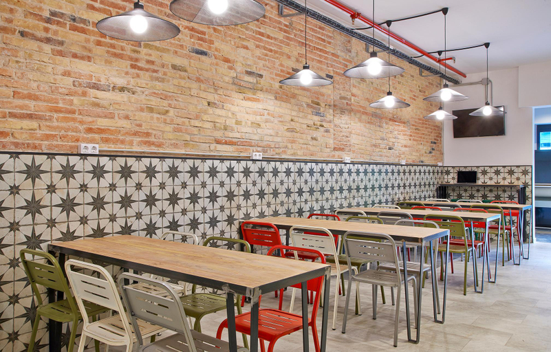 Others 4, HOLA HOSTAL COLLBLANC, Barcelona