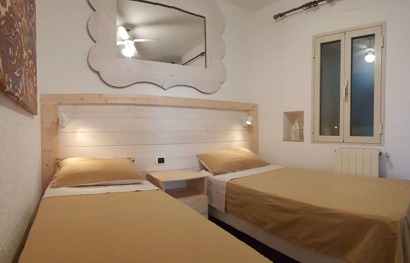 Bedroom 2, B&B Casa Derosas, Olbia-Tempio