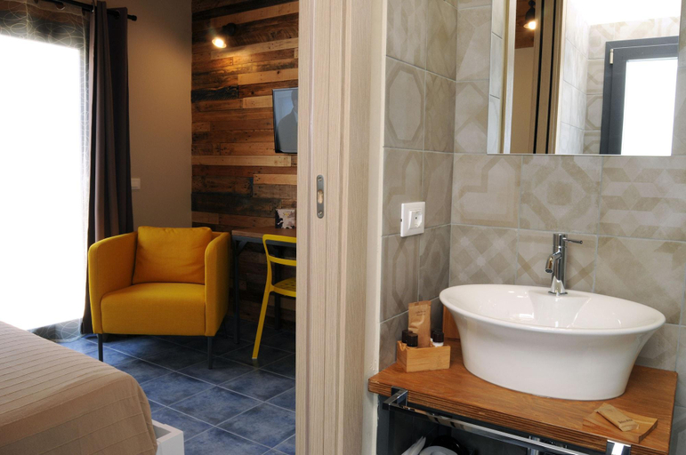 Bathroom 4, TerraSole Bakery B&B, Palermo