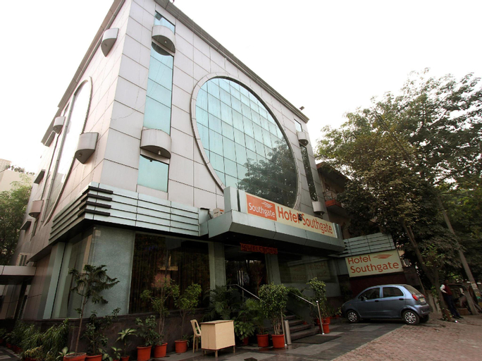 Exterior & Views 2, Hotel Southgate, West