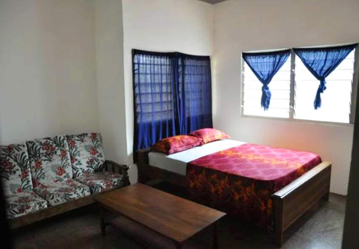 Bedroom 2, Twitter Paradise Guest House, Komenda-Edina-Eguafo-Abirem