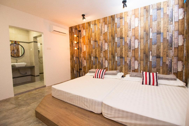 MWV Homestay (Room 8205), Muar