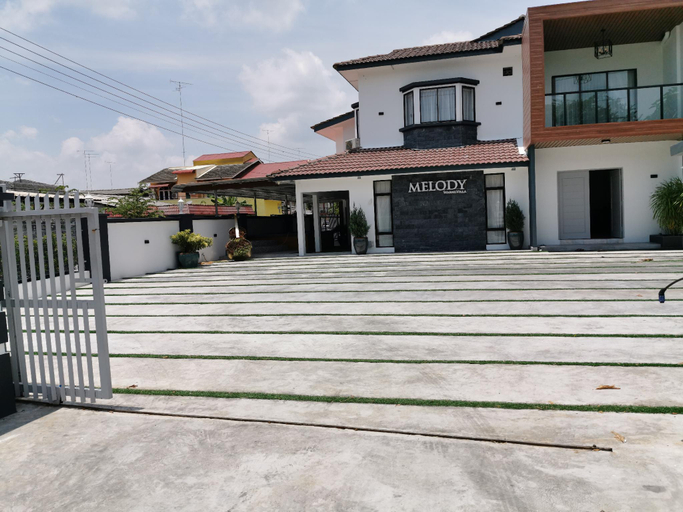 Exterior & Views 1, Melody Room (MUAR), Muar
