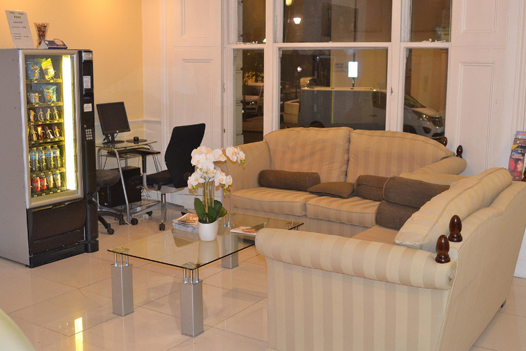 Public Area 2, Leisure Inn, London