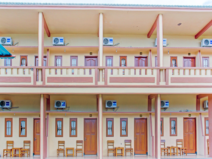 Exterior & Views 2, Bwi Guest House, Banyuwangi