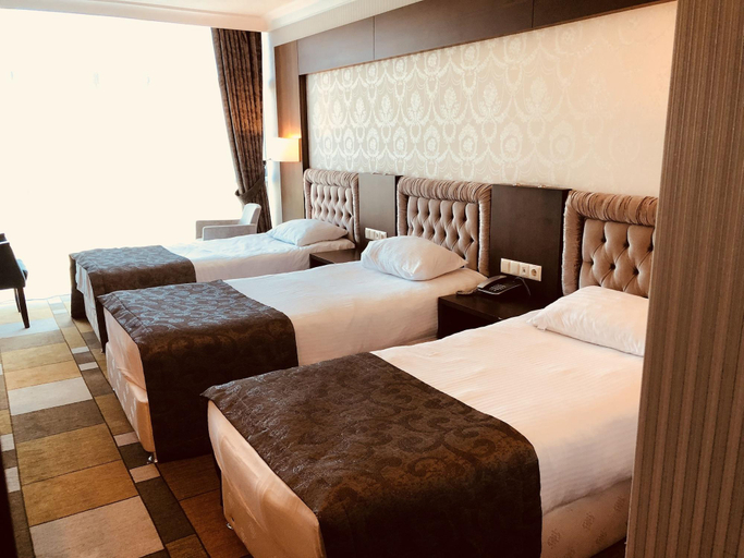 Bedroom 4, Grand Amisos Hotel, Merkez