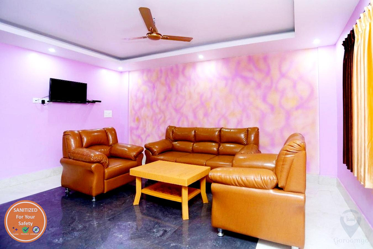 Public Area 2, Goroomgo Krishna Residency Puri, Puri
