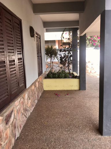 Public Area 3, Omanye Lodge, Accra