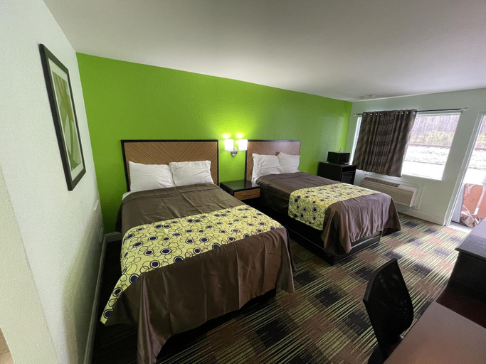 Bedroom 2, Bowers Hill Inn, Chesapeake